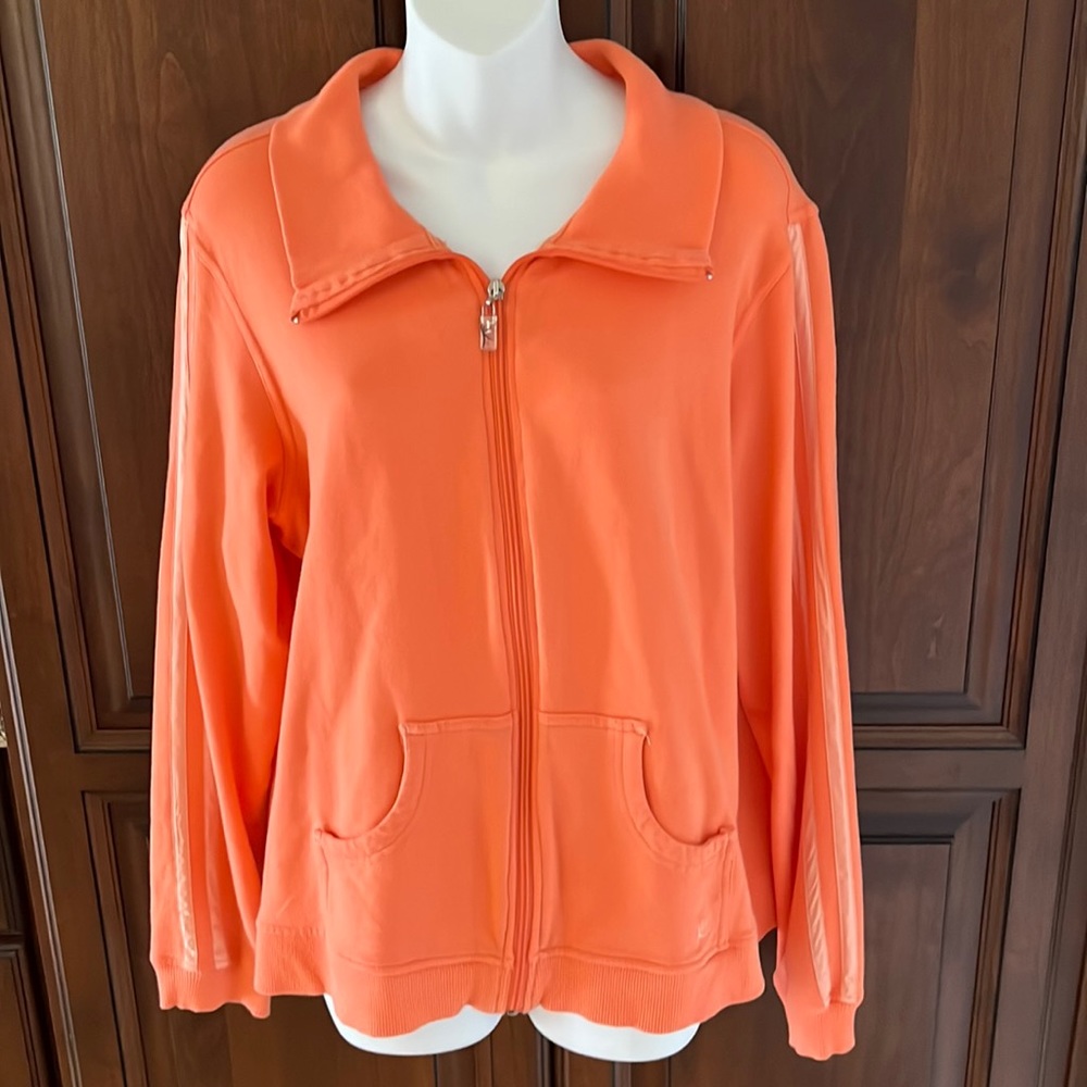 Danskin lightweight zip up jacket